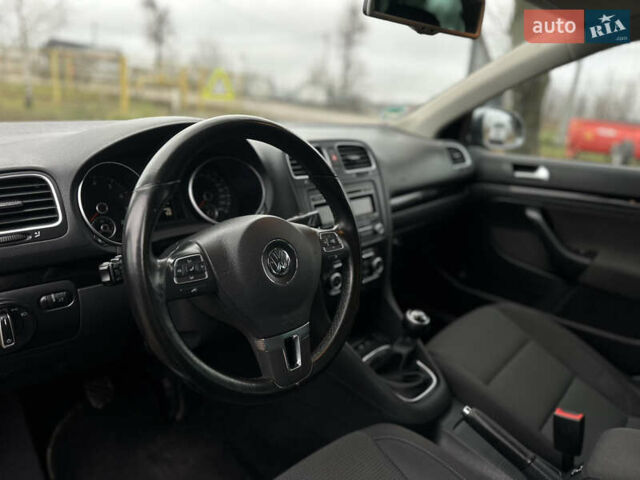 Сірий Фольксваген Гольф, об'ємом двигуна 1.39 л та пробігом 214 тис. км за 7500 $, фото 20 на Automoto.ua