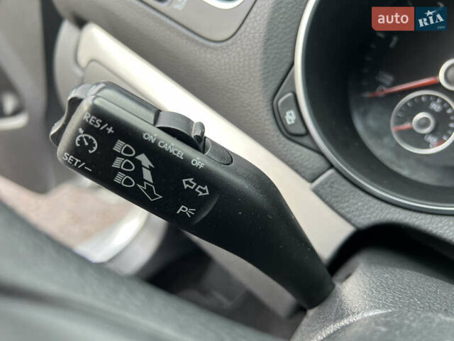 Сірий Фольксваген Гольф, об'ємом двигуна 1.6 л та пробігом 213 тис. км за 7100 $, фото 63 на Automoto.ua
