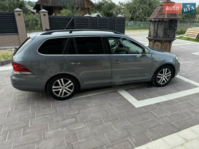 Серый Фольксваген Гольф, объемом двигателя 1.6 л и пробегом 300 тыс. км за 6300 $, фото 16 на Automoto.ua