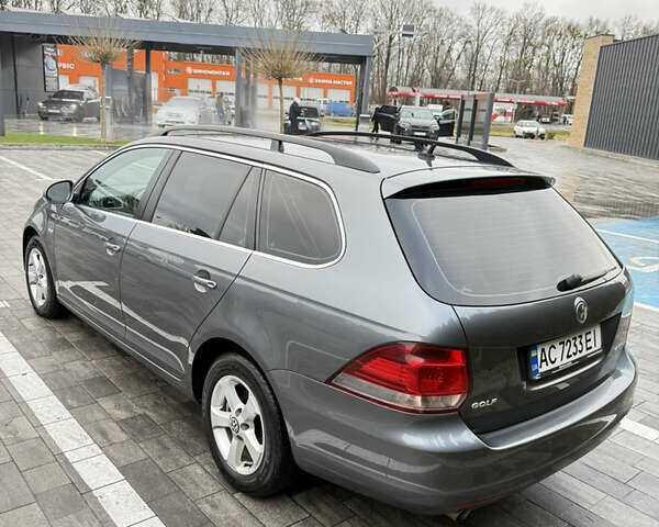 Серый Фольксваген Гольф, объемом двигателя 1.6 л и пробегом 277 тыс. км за 7700 $, фото 8 на Automoto.ua