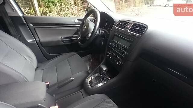 Серый Фольксваген Гольф, объемом двигателя 1.39 л и пробегом 186 тыс. км за 8100 $, фото 14 на Automoto.ua