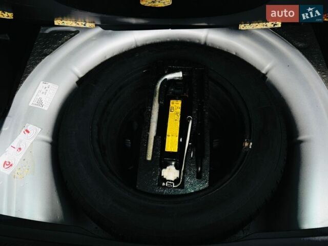 Серый Фольксваген Гольф, объемом двигателя 1.39 л и пробегом 193 тыс. км за 7650 $, фото 28 на Automoto.ua