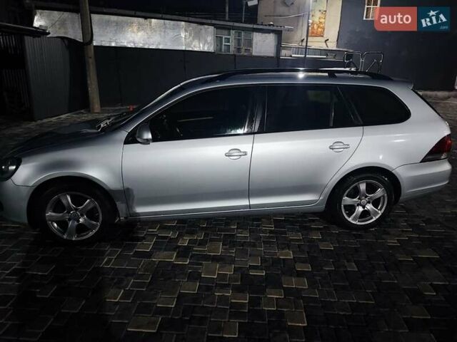 Серый Фольксваген Гольф, объемом двигателя 1.6 л и пробегом 296 тыс. км за 6200 $, фото 2 на Automoto.ua