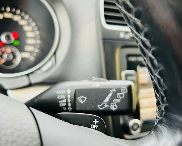 Фольксваген Гольф 2011 в Луцке на Automoto.ua Серый Фольксваген Гольф, объемом двигателя 1.39 л и пробегом 294 тыс. км за 7300 $, фото 26 на Automoto.ua
