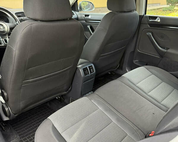 Сірий Фольксваген Гольф, об'ємом двигуна 1.6 л та пробігом 283 тис. км за 7650 $, фото 25 на Automoto.ua