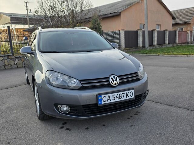 Серый Фольксваген Гольф, объемом двигателя 1.6 л и пробегом 336 тыс. км за 8499 $, фото 1 на Automoto.ua
