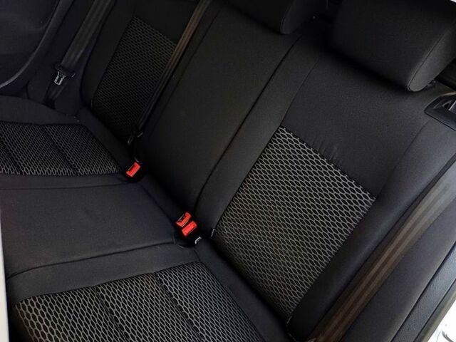 Сірий Фольксваген Гольф, об'ємом двигуна 1.6 л та пробігом 239 тис. км за 7500 $, фото 3 на Automoto.ua