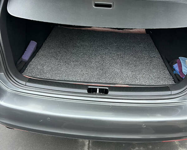 Серый Фольксваген Гольф, объемом двигателя 1.6 л и пробегом 282 тыс. км за 7300 $, фото 9 на Automoto.ua