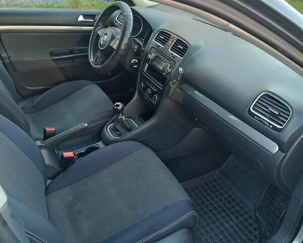 Сірий Фольксваген Гольф, об'ємом двигуна 1.6 л та пробігом 212 тис. км за 7400 $, фото 22 на Automoto.ua