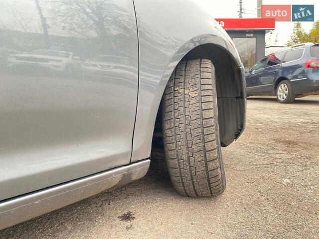 Сірий Фольксваген Гольф, об'ємом двигуна 1.6 л та пробігом 249 тис. км за 9240 $, фото 2 на Automoto.ua
