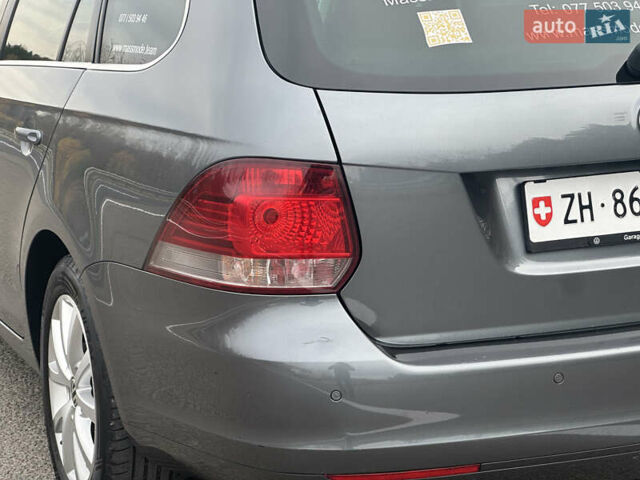 Серый Фольксваген Гольф, объемом двигателя 1.4 л и пробегом 202 тыс. км за 8799 $, фото 24 на Automoto.ua