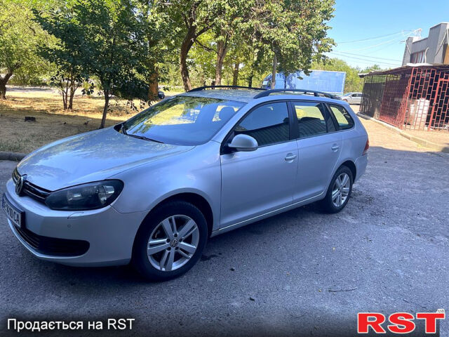 Сірий Фольксваген Гольф, об'ємом двигуна 1.6 л та пробігом 300 тис. км за 6800 $, фото 1 на Automoto.ua