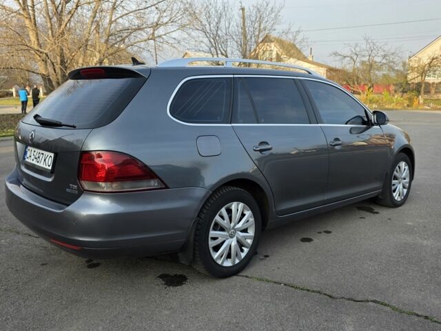 Серый Фольксваген Гольф, объемом двигателя 1.6 л и пробегом 336 тыс. км за 8499 $, фото 3 на Automoto.ua