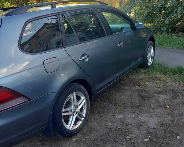 Серый Фольксваген Гольф, объемом двигателя 1.6 л и пробегом 274 тыс. км за 6700 $, фото 9 на Automoto.ua