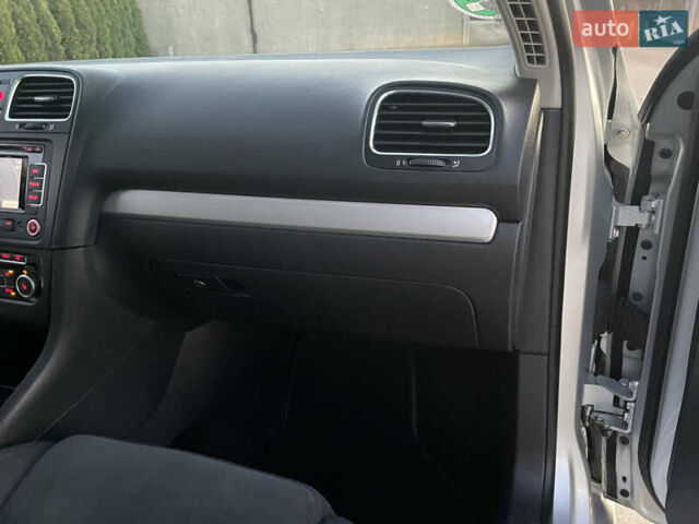 Серый Фольксваген Гольф, объемом двигателя 2 л и пробегом 221 тыс. км за 8699 $, фото 85 на Automoto.ua