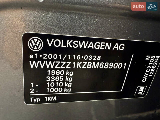 Сірий Фольксваген Гольф, об'ємом двигуна 1.6 л та пробігом 217 тис. км за 7699 $, фото 27 на Automoto.ua