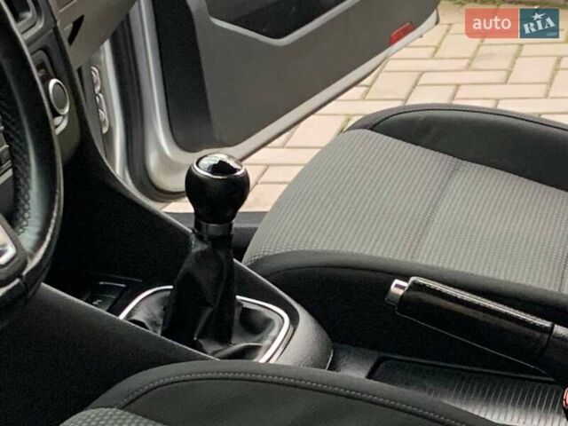 Сірий Фольксваген Гольф, об'ємом двигуна 1.39 л та пробігом 233 тис. км за 7999 $, фото 37 на Automoto.ua