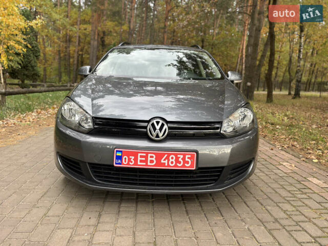 Серый Фольксваген Гольф, объемом двигателя 1.6 л и пробегом 235 тыс. км за 7750 $, фото 16 на Automoto.ua