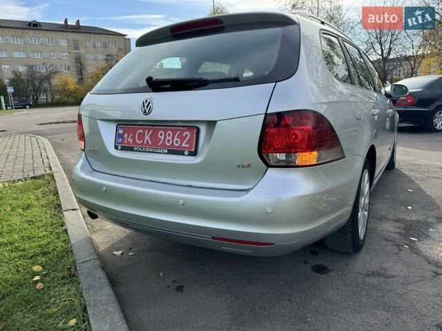 Сірий Фольксваген Гольф, об'ємом двигуна 1.6 л та пробігом 225 тис. км за 8350 $, фото 74 на Automoto.ua