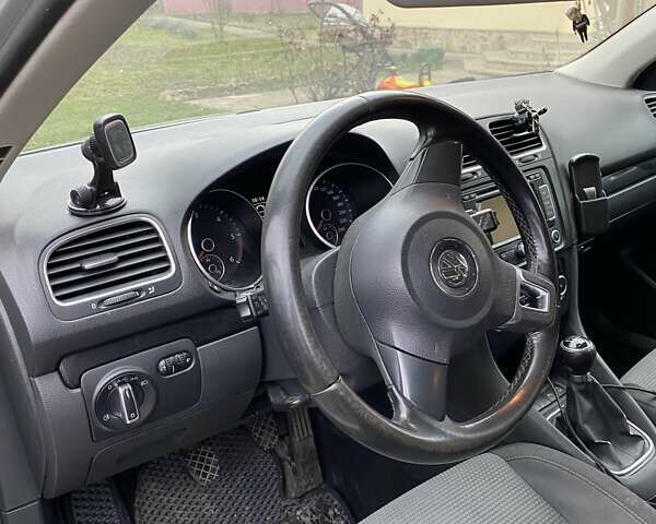 Сірий Фольксваген Гольф, об'ємом двигуна 1.6 л та пробігом 261 тис. км за 6500 $, фото 5 на Automoto.ua