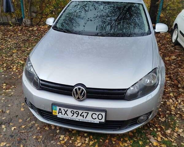 Серый Фольксваген Гольф, объемом двигателя 1.39 л и пробегом 67 тыс. км за 9500 $, фото 5 на Automoto.ua