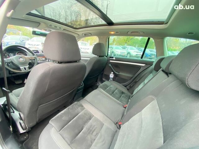 Серый Фольксваген Гольф, объемом двигателя 1.6 л и пробегом 249 тыс. км за 9240 $, фото 30 на Automoto.ua