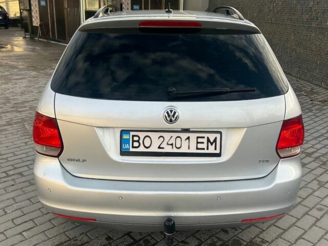 Серый Фольксваген Гольф, объемом двигателя 1.6 л и пробегом 320 тыс. км за 5800 $, фото 4 на Automoto.ua