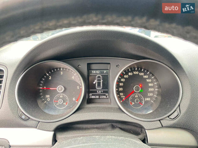 Сірий Фольксваген Гольф, об'ємом двигуна 1.6 л та пробігом 249 тис. км за 9240 $, фото 24 на Automoto.ua