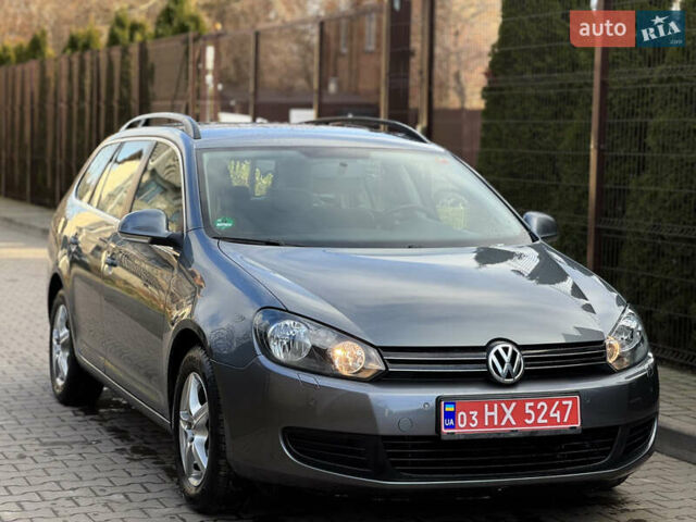 Серый Фольксваген Гольф, объемом двигателя 1.39 л и пробегом 251 тыс. км за 6800 $, фото 6 на Automoto.ua
