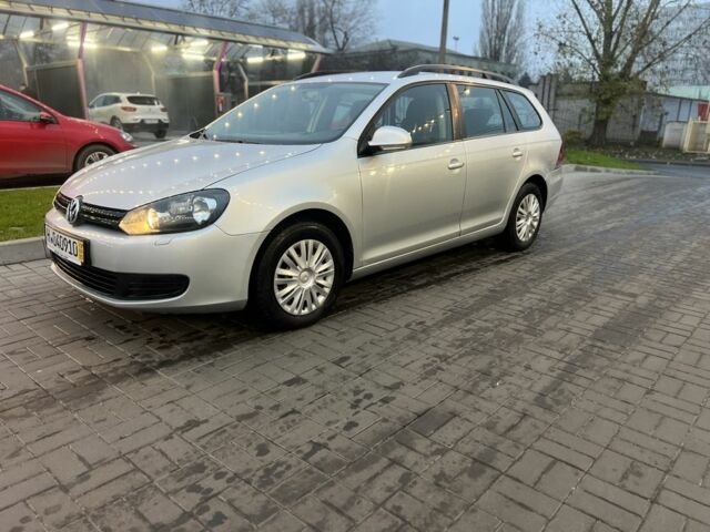 Серый Фольксваген Гольф, объемом двигателя 1.6 л и пробегом 225 тыс. км за 7100 $, фото 4 на Automoto.ua