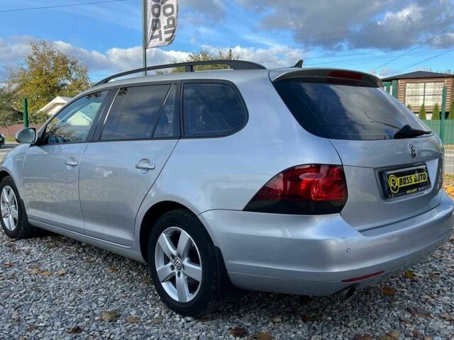 Серый Фольксваген Гольф, объемом двигателя 1.6 л и пробегом 255 тыс. км за 7500 $, фото 5 на Automoto.ua