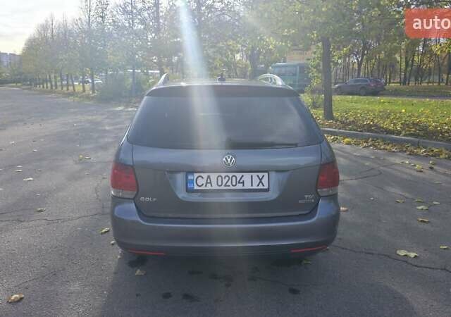 Серый Фольксваген Гольф, объемом двигателя 1.6 л и пробегом 334 тыс. км за 8799 $, фото 17 на Automoto.ua