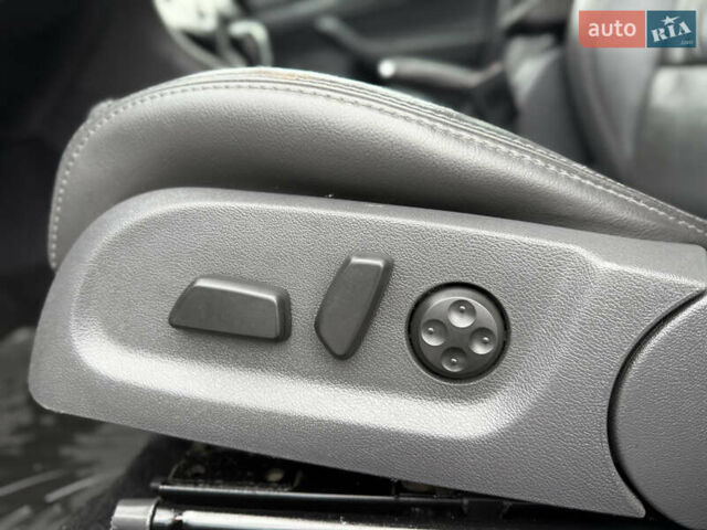 Серый Фольксваген Гольф, объемом двигателя 1.4 л и пробегом 196 тыс. км за 7800 $, фото 51 на Automoto.ua