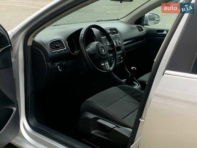 Сірий Фольксваген Гольф, об'ємом двигуна 1.39 л та пробігом 233 тис. км за 7999 $, фото 28 на Automoto.ua