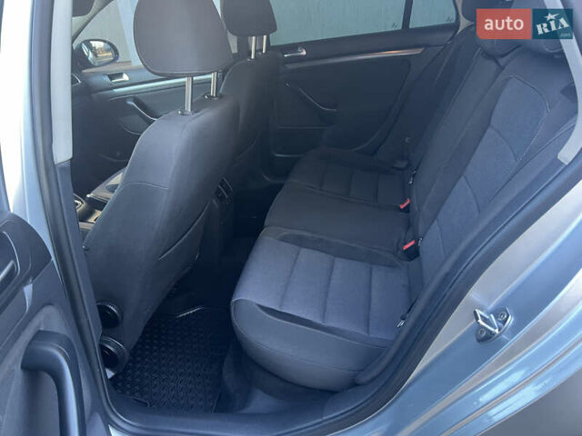 Сірий Фольксваген Гольф, об'ємом двигуна 1.6 л та пробігом 310 тис. км за 7600 $, фото 15 на Automoto.ua