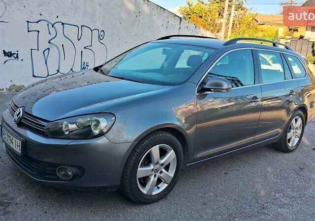Фольксваген Гольф 2011 у Вінниці на Automoto.ua Сірий Фольксваген Гольф, об'ємом двигуна 1.6 л та пробігом 193 тис. км за 8850 $, фото 2 на Automoto.ua