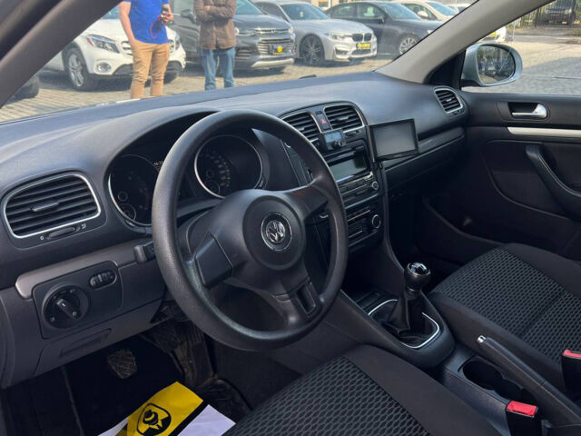 Сірий Фольксваген Гольф, об'ємом двигуна 1.6 л та пробігом 199 тис. км за 9000 $, фото 9 на Automoto.ua