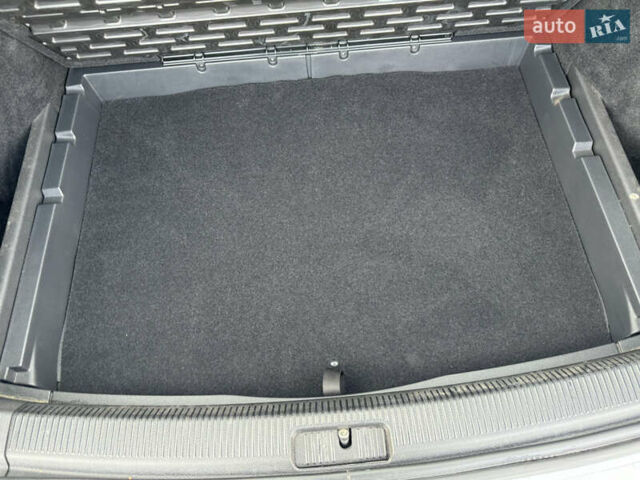 Сірий Фольксваген Гольф, об'ємом двигуна 1.6 л та пробігом 225 тис. км за 8350 $, фото 85 на Automoto.ua