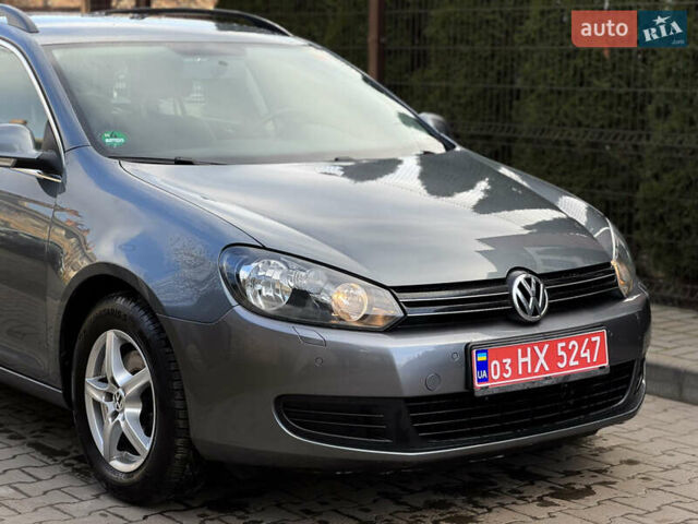 Серый Фольксваген Гольф, объемом двигателя 1.39 л и пробегом 251 тыс. км за 6800 $, фото 7 на Automoto.ua