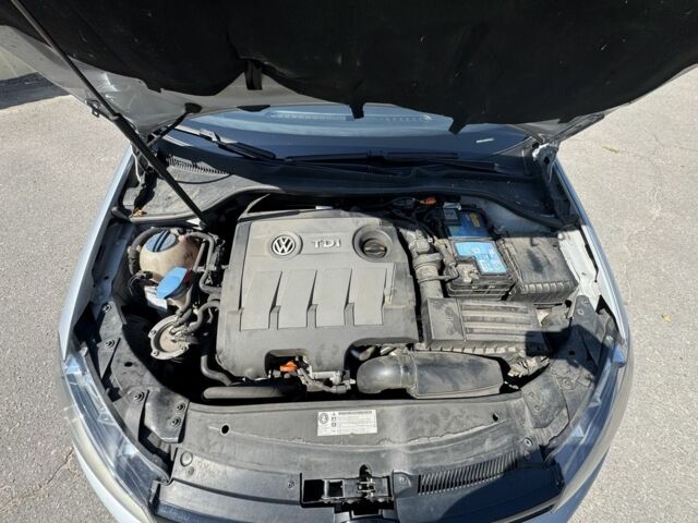 Серый Фольксваген Гольф, объемом двигателя 1.6 л и пробегом 202 тыс. км за 8900 $, фото 4 на Automoto.ua