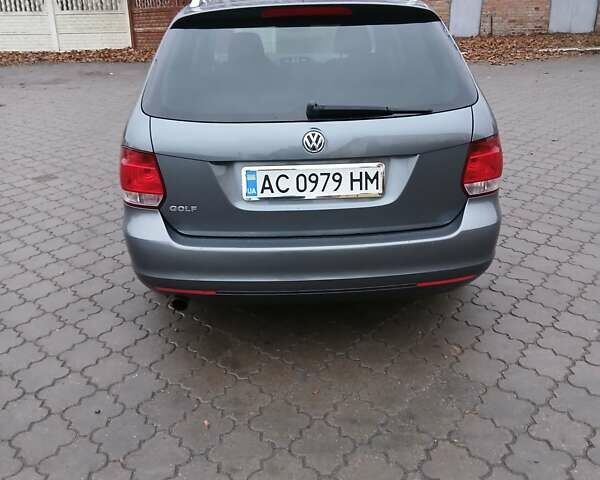 Серый Фольксваген Гольф, объемом двигателя 1.2 л и пробегом 210 тыс. км за 6700 $, фото 4 на Automoto.ua