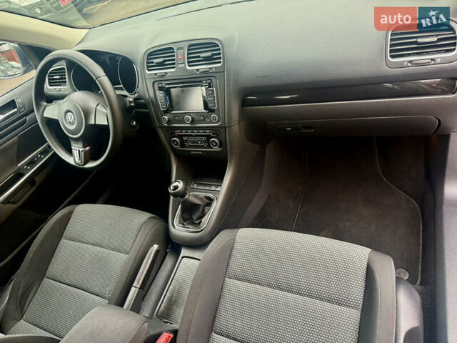 Сірий Фольксваген Гольф, об'ємом двигуна 1.6 л та пробігом 217 тис. км за 7699 $, фото 25 на Automoto.ua