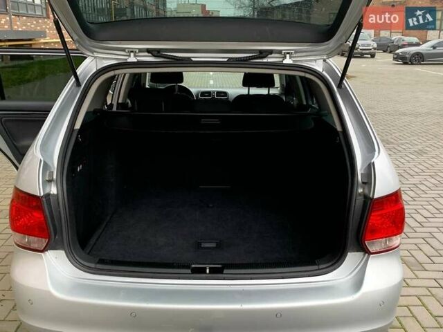 Сірий Фольксваген Гольф, об'ємом двигуна 1.39 л та пробігом 233 тис. км за 7999 $, фото 19 на Automoto.ua