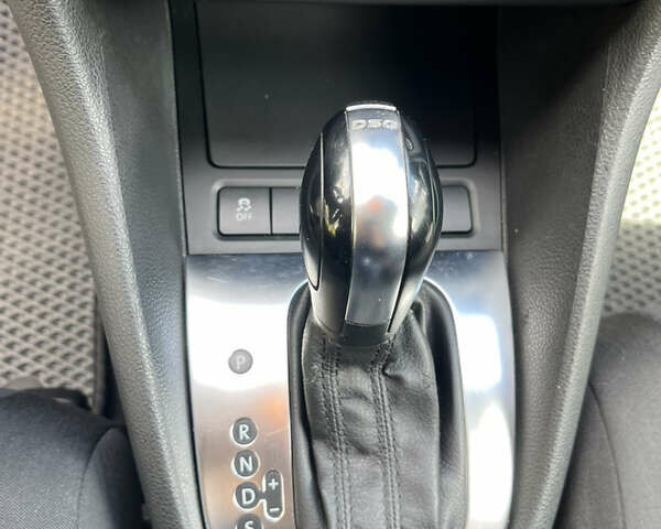 Сірий Фольксваген Гольф, об'ємом двигуна 1.6 л та пробігом 307 тис. км за 8700 $, фото 14 на Automoto.ua