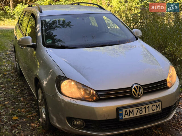 Серый Фольксваген Гольф, объемом двигателя 1.6 л и пробегом 279 тыс. км за 7800 $, фото 7 на Automoto.ua