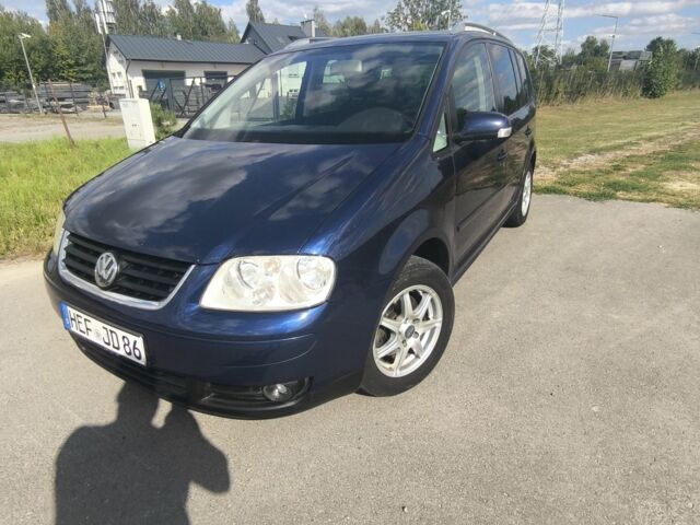 Серый Фольксваген Гольф, объемом двигателя 1.6 л и пробегом 200 тыс. км за 4118 $, фото 1 на Automoto.ua