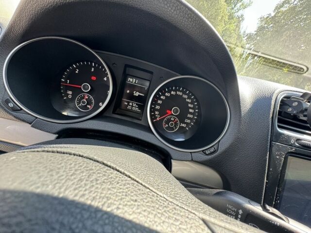 Серый Фольксваген Гольф, объемом двигателя 1.6 л и пробегом 202 тыс. км за 8900 $, фото 11 на Automoto.ua