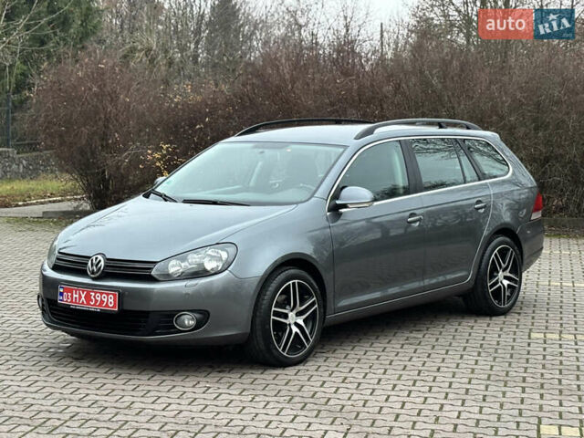 Серый Фольксваген Гольф, объемом двигателя 1.6 л и пробегом 248 тыс. км за 8099 $, фото 1 на Automoto.ua
