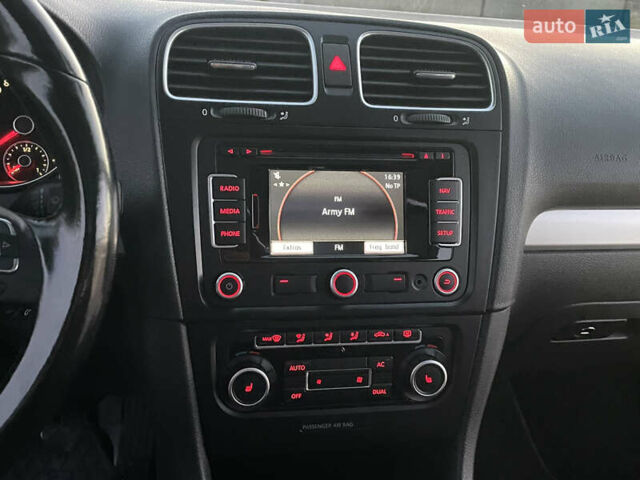 Серый Фольксваген Гольф, объемом двигателя 2 л и пробегом 221 тыс. км за 8699 $, фото 99 на Automoto.ua