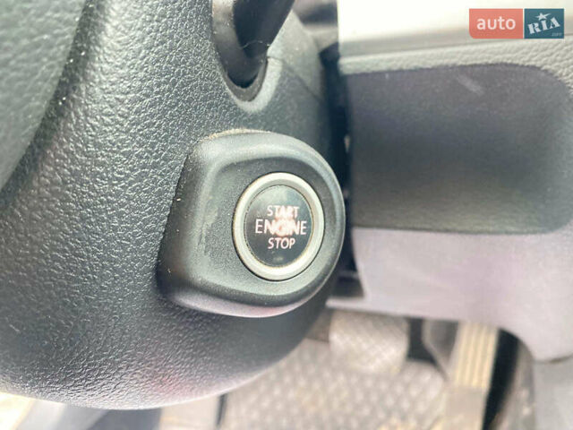 Сірий Фольксваген Гольф, об'ємом двигуна 1.6 л та пробігом 249 тис. км за 9240 $, фото 25 на Automoto.ua